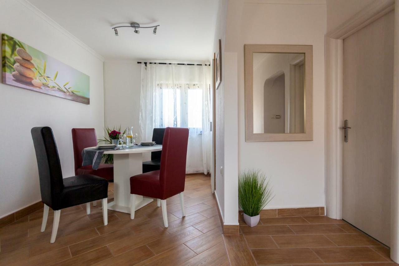 Apartment Nonna Krk Town Esterno foto